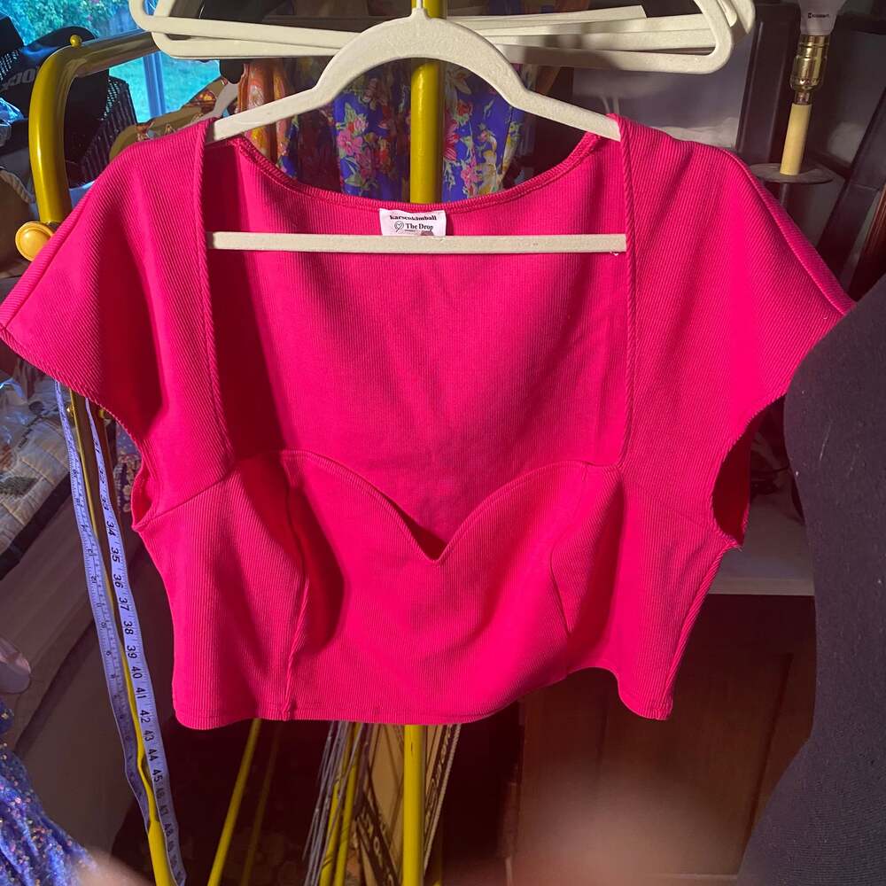 Women's Sweetheart Neck Ribbed Crop Top‎ in Pink by karsankimball NWOT Size 2X